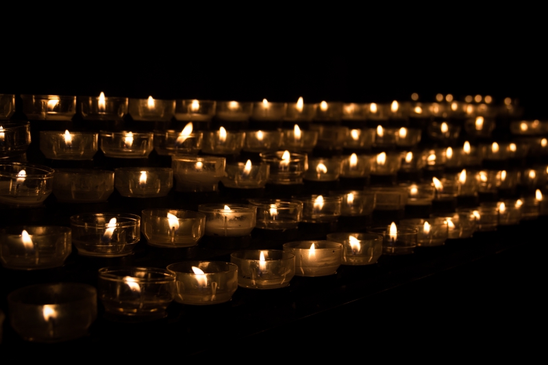 funeraire-ST ANTONIN DU VAR-min_candle-1068948