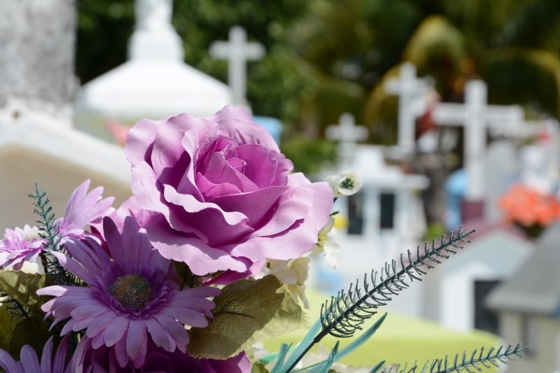 funeraire-ST ANTONIN DU VAR-min_cementerio-948048